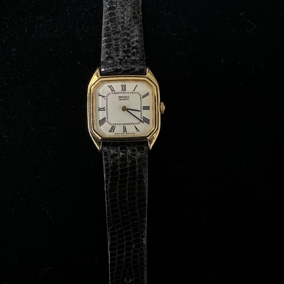 Seiko Quartz Women Watch main image 6